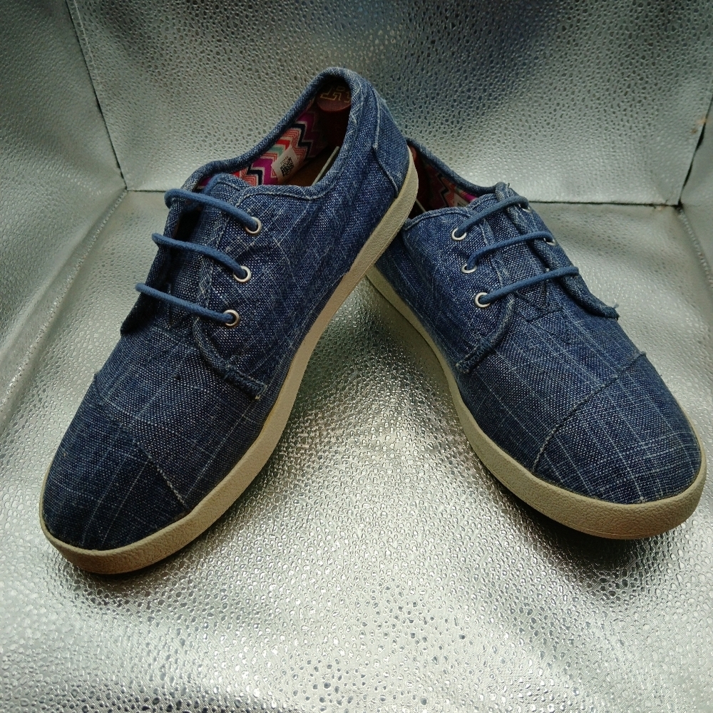 Toms Blue Lace Up Sneakers Women's Size 9
